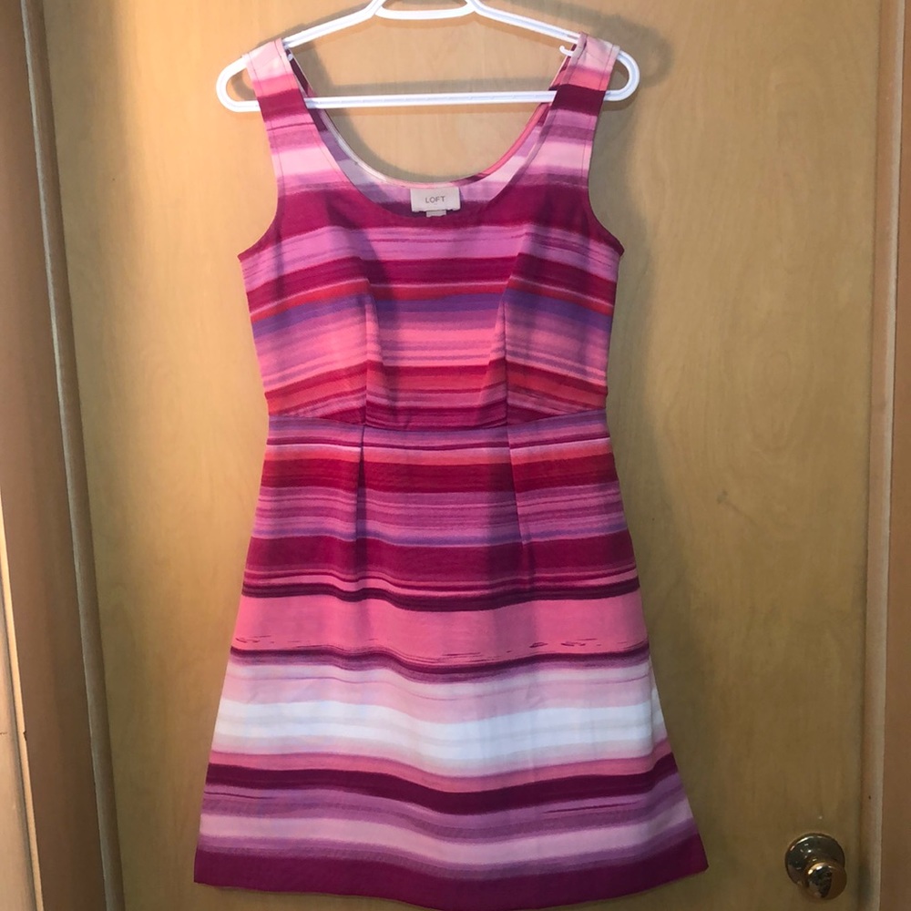 Loft Striped Dress Size 0 in EUC